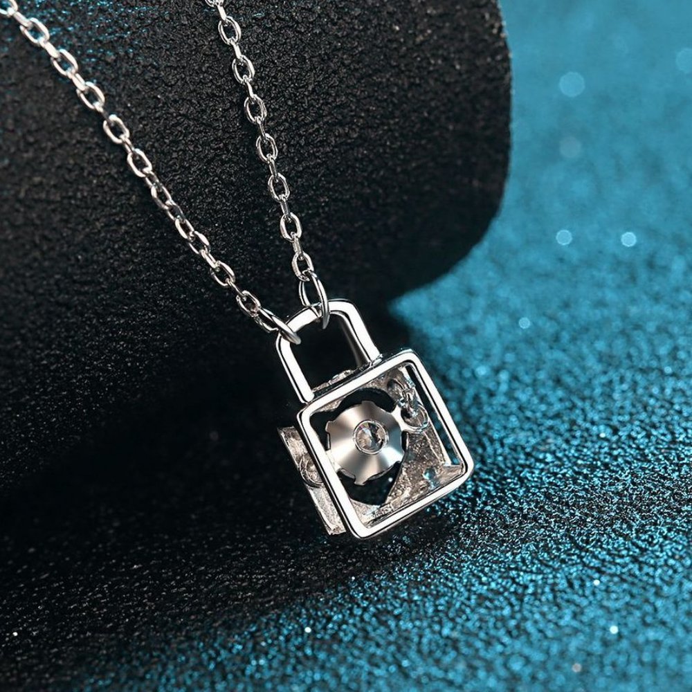 Certified 1/3 ct. t.w. Diamond Moissanite Dancing Heart Lock Necklace NEW - Picture 4 of 9